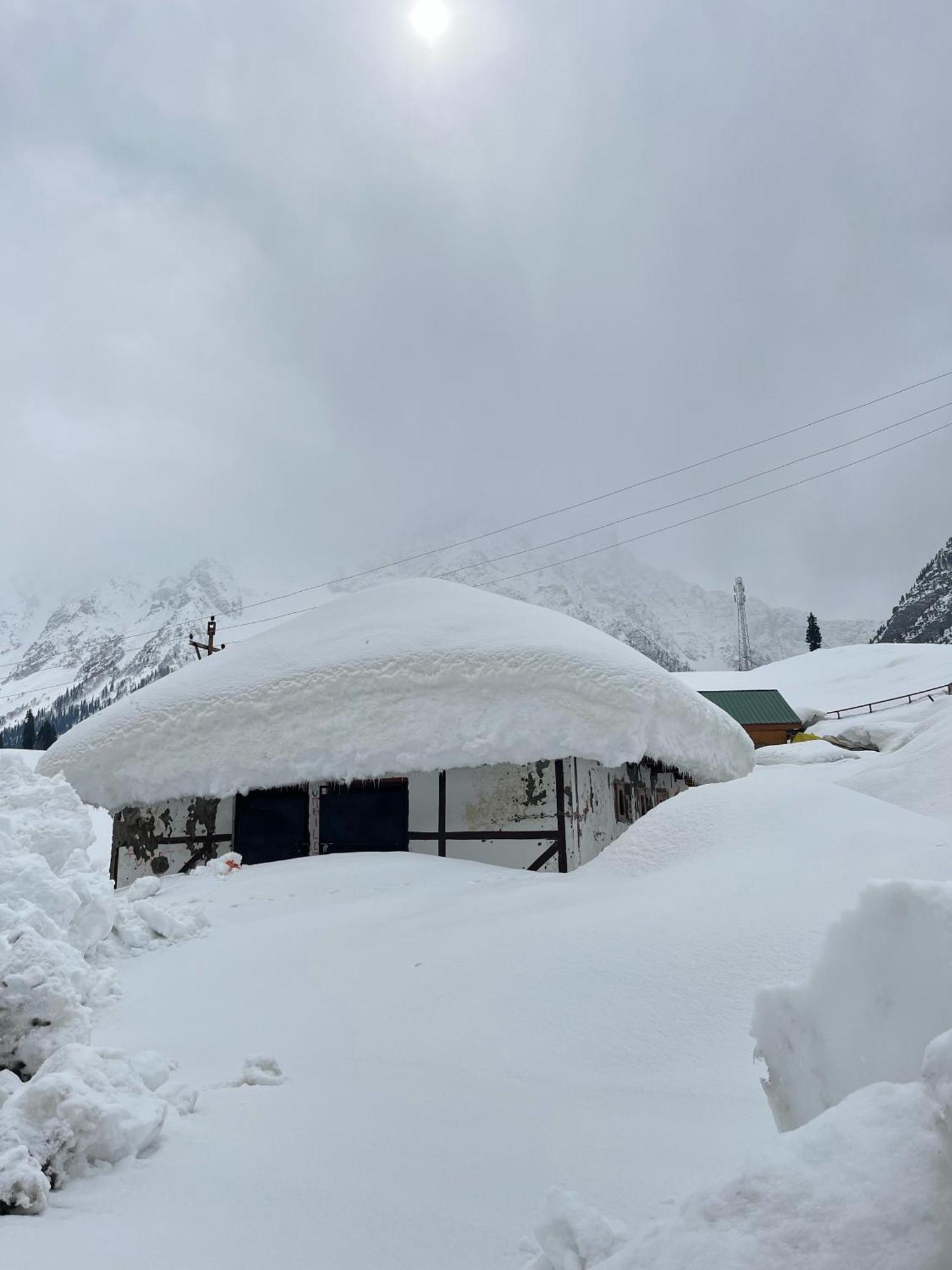 Houseboat Newworld And Transportation Hotel Srinagar  Luaran gambar